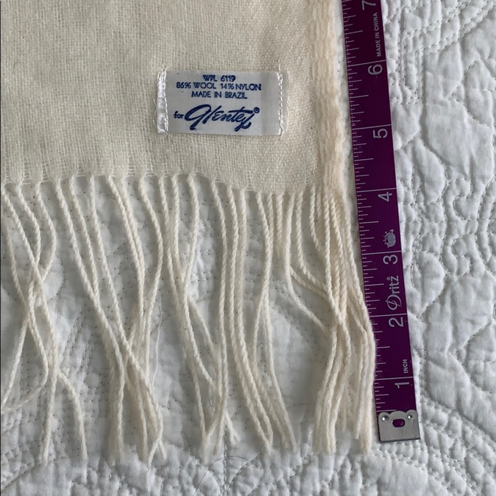 Wool scarf/wrap - Picture 4 of 5